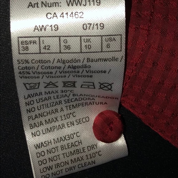 NWT red button down blouse - Picture 8 of 12